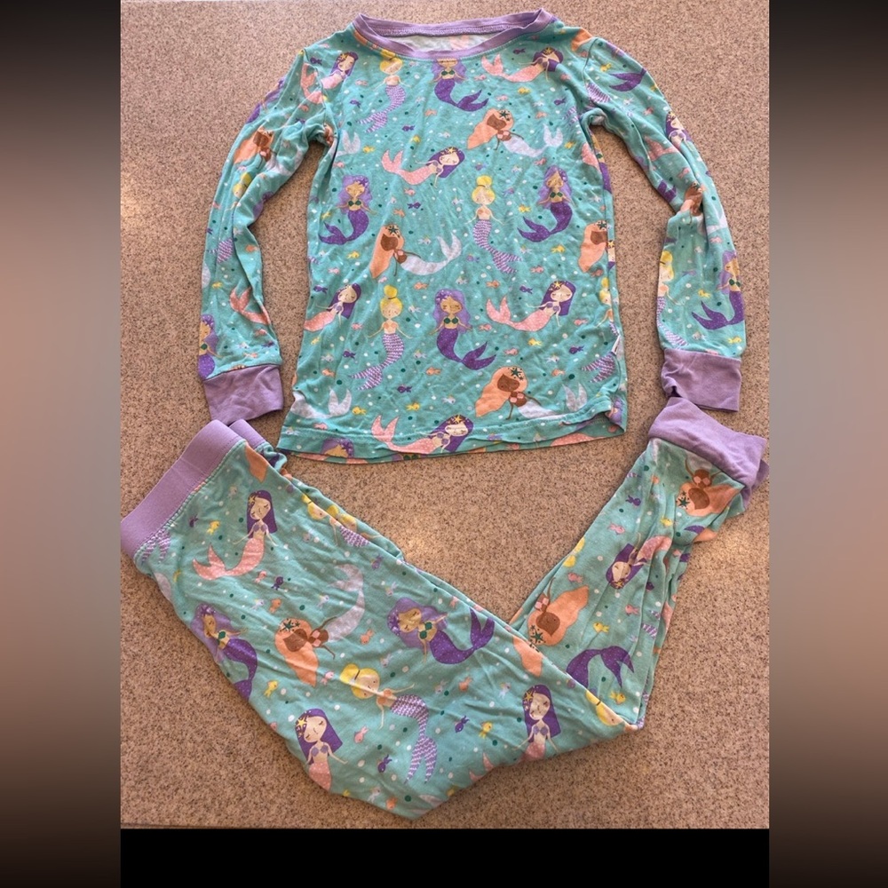 Little Sleepies two-piece pajamas; size 4T